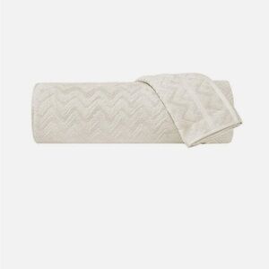 Missoni Towel Set (4 bath, 2 hand)